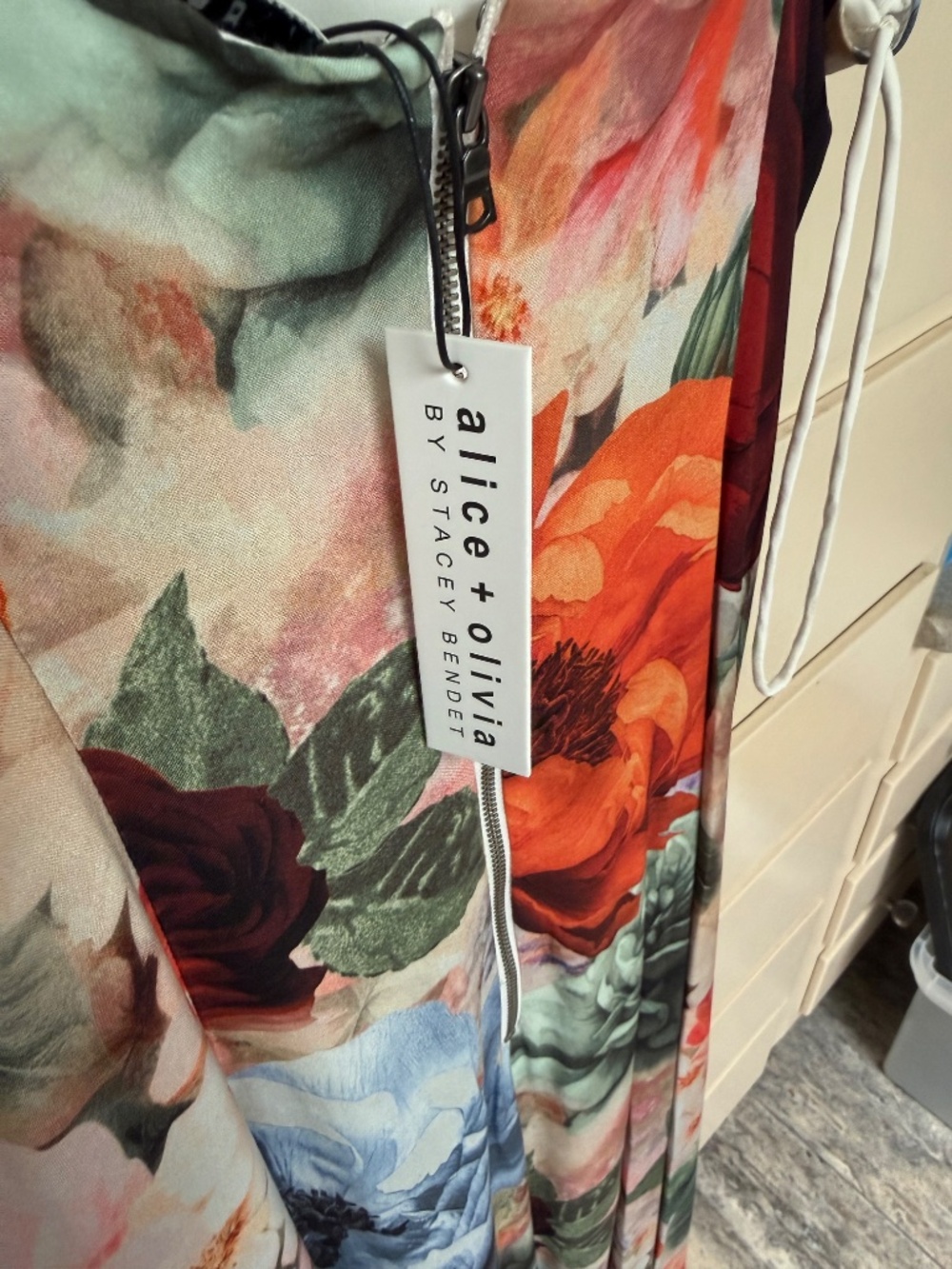 Alice + Olivia Jeanette Storm Floral Midi Dress - Picture 11 of 12